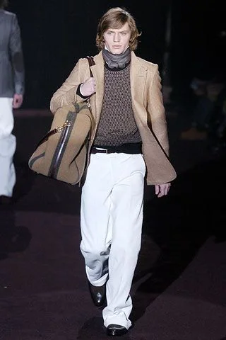 Look 16